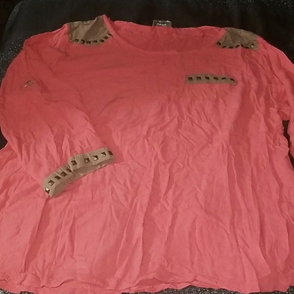 Plus Size Blouse - Picture 1 of 5